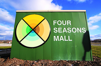 Four Seasons Mall Sign