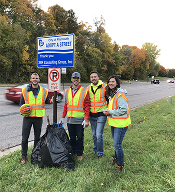 Plymouth Adopt a Street volunteers from SRF Consulting